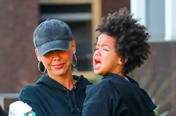 Amber Rose zdradza, że jej 4-letni syn codzienne rano pije kawę