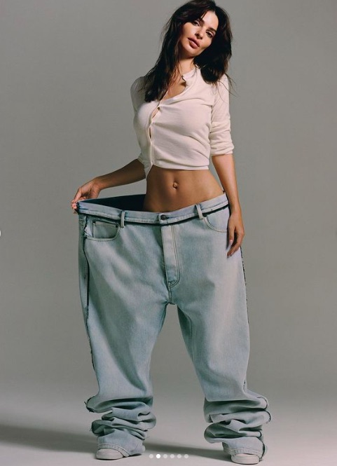 Emily Ratajkowski w M Le magazine du Monde