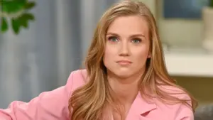 Agnieszka Kaczorowska krytykuje niektórych rodziców, a fanka zarzuca jej… hipokryzję! Agnieszka Kaczorowska krytykuje niektórych rodziców, a fanka zarzuca jej… hipokryzję!