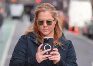 Przeszła liposukcję, teraz Amy Schumer chwali się zdjęciem topless z +20 kg Przeszła liposukcję, teraz Amy Schumer chwali się zdjęciem topless z +20 kg