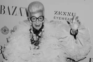 W wieku 102 lat odeszła ikona mody i stylu Iris Apfel W wieku 102 lat odeszła ikona mody i stylu Iris Apfel