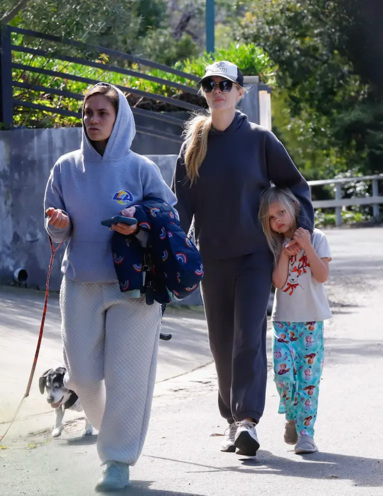 EXCLUSIVE: Joanna Krupa spotted out for walk in Los Angeles. EXCLUSIVE: Joanna Krupa spotted out for walk in Los Angeles.
