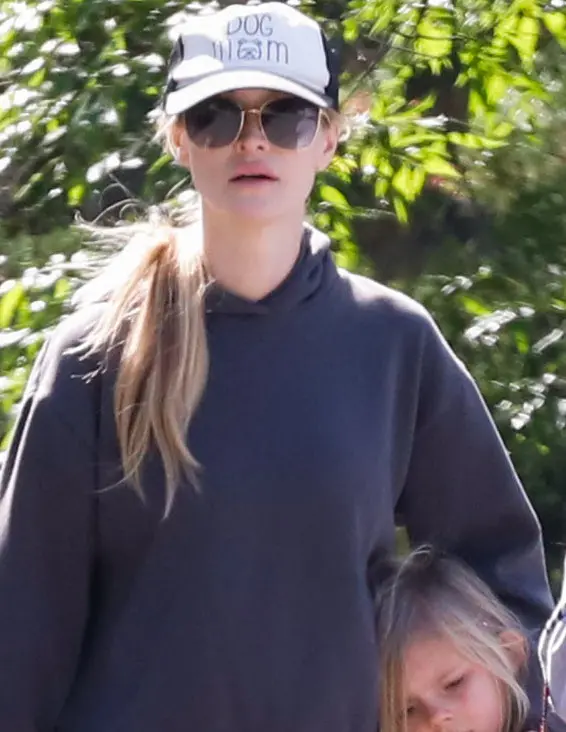 EXCLUSIVE: Joanna Krupa spotted out for walk in Los Angeles. EXCLUSIVE: Joanna Krupa spotted out for walk in Los Angeles.