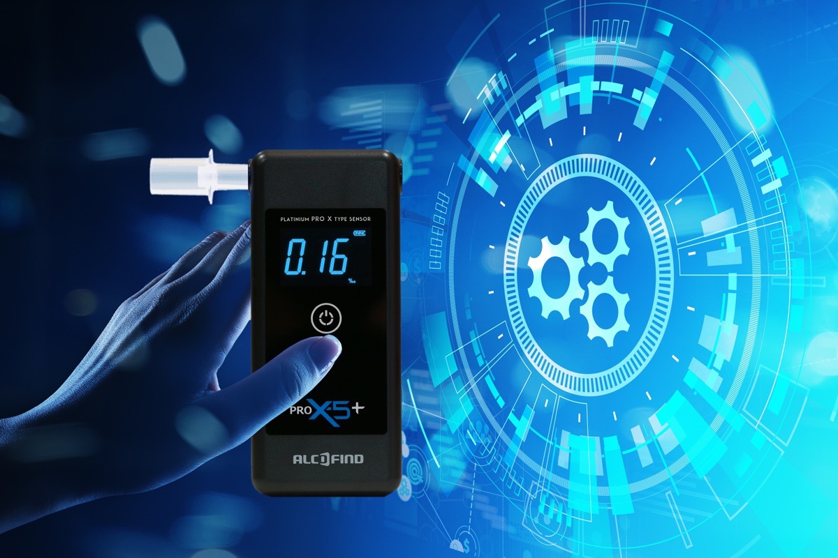 Kalibracja alkomatu: Gdzie i jak wysłać alkomat do kalibracji?