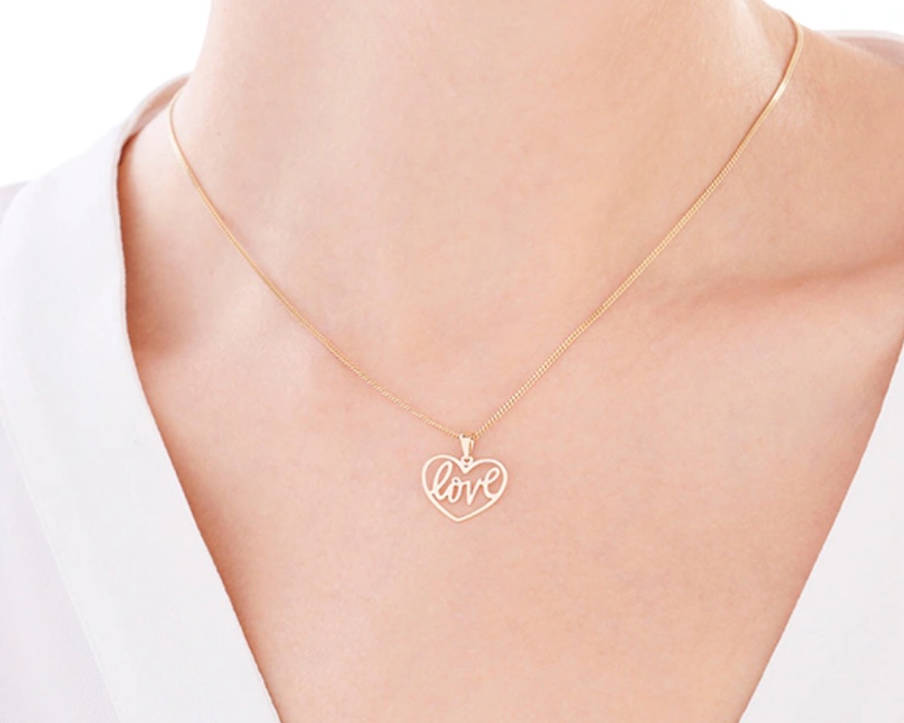 Jak zachować ważne wspomnienia w formie biżuterii?