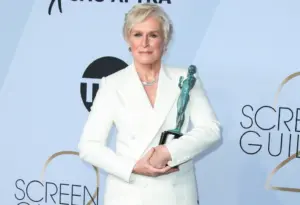 Glenn Close w tym samym garniturze 5 lat później. Recykling pierwsza klasa Glenn Close w tym samym garniturze 5 lat później. Recykling pierwsza klasa