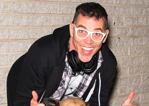 Steve-O jest już po konsultacji i planuje operację. Wszczepi implanty piersi. Kobiece implanty…