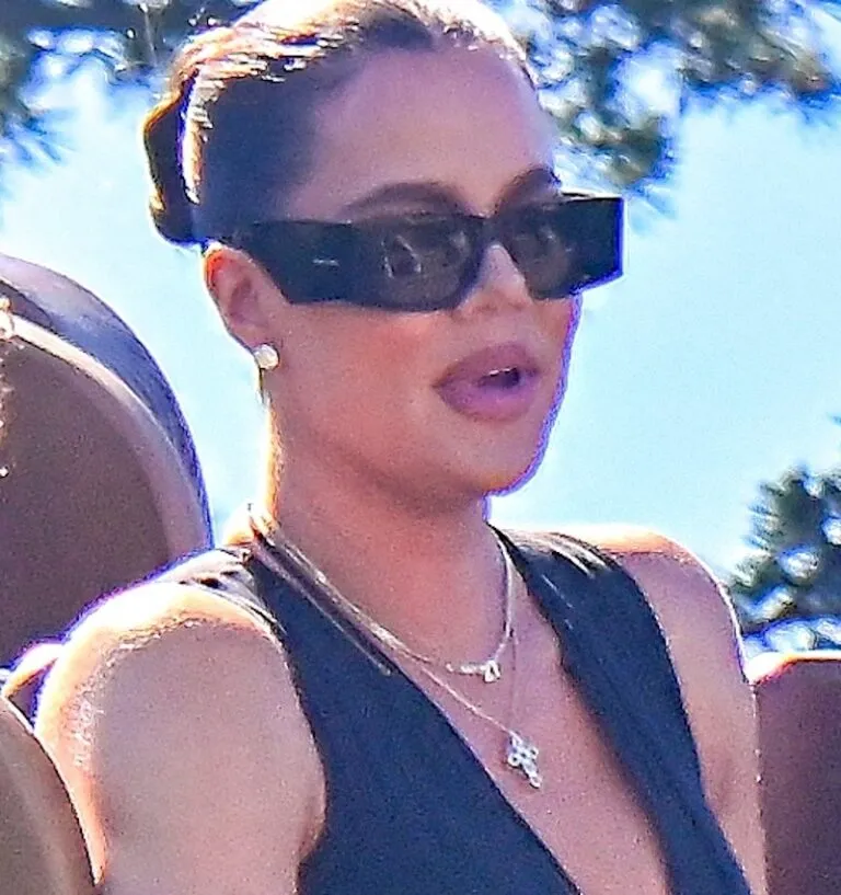 PREMIUM EXCLUSIVE: Khloe Kardashian takes her daughter True and her nieces and nephews on a fun day out at Universal Studios Hollywood