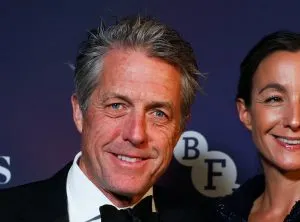 Rzadki widok: Hugh Grant pojawił się na gali charytatywnej z żoną Anną Eberstein Rzadki widok: Hugh Grant pojawił się na gali charytatywnej z żoną Anną Eberstein