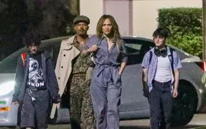 Rodzinka w komplecie? Lopez, Garner i Affleck w jednym miejscu [paparazzi]