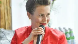 Czym poza aktorstwem zajmuje się Magdalena Kumorek? Za półtorej godziny pracy zgarnia 600 złotych!