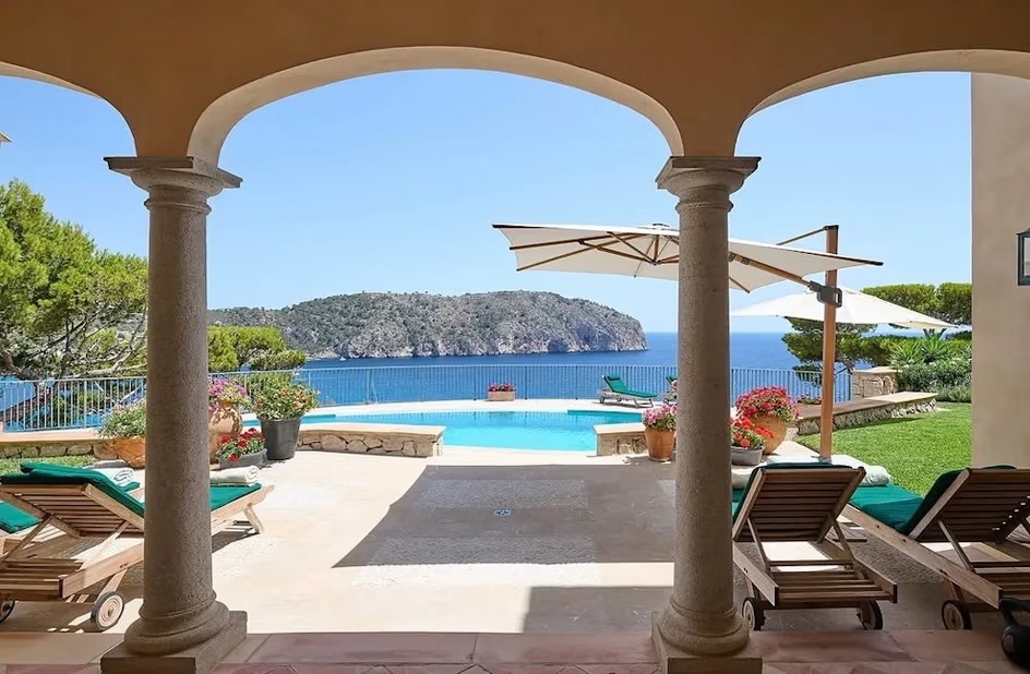 Robert Lewandowski kupił nową nieruchomość. Cena zwala z nóg [ZDJĘCIA]