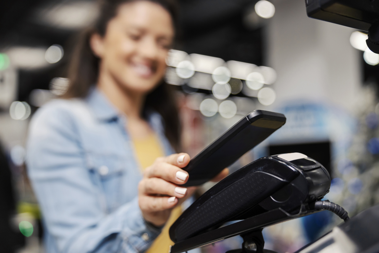 Smart shopping w nowym wydaniu – kup stacjonarnie i….zapłać później