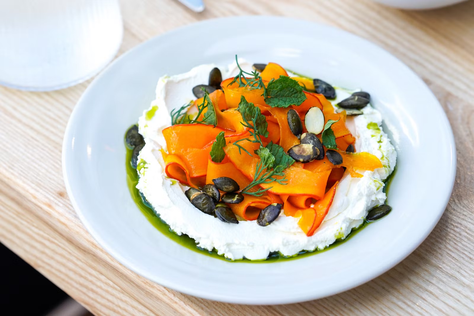 Śląski ramen, podlaskie bulgogi, a może stek z jelenia z sosem jagodowym?