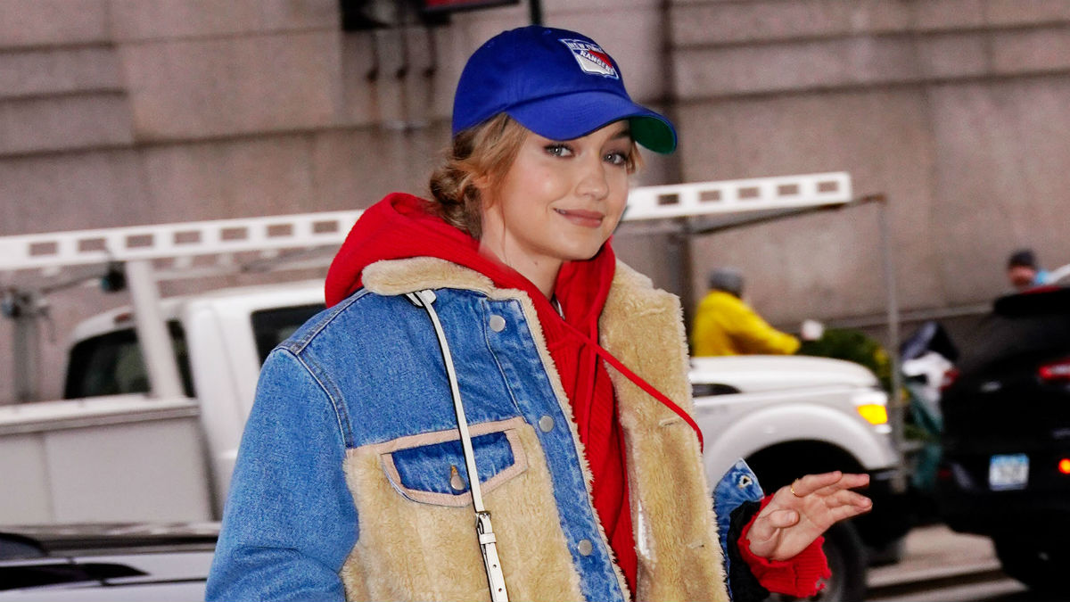 Fani atakują Gigi Hadid! Zdjęciem z Coachelli potwierdziła, że ma anoreksję!? Fani atakują Gigi Hadid! Zdjęciem z Coachelli potwierdziła, że ma anoreksję!?