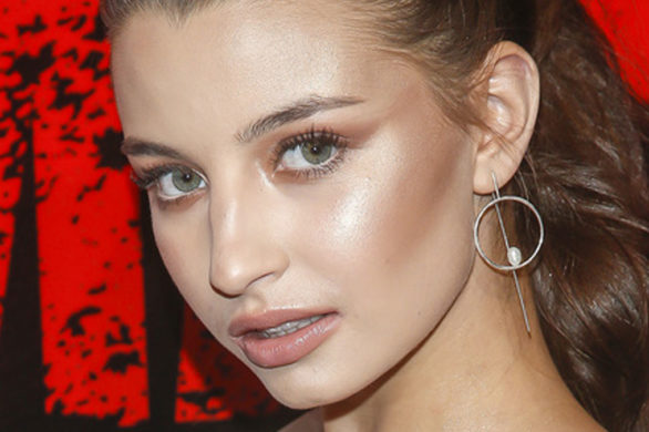 Nie tylko my jesteśmy uzależnione od rozświetlacza! Spójrzcie na Julię Wieniawę