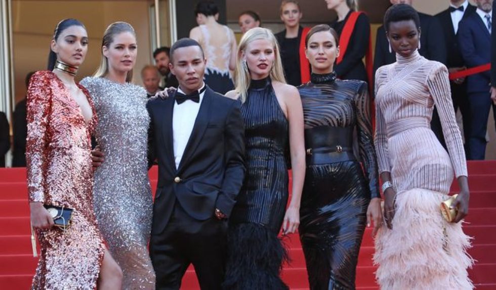Kiedy Armia Balmain stawia się na czerwonym dywanie w Cannes… (FOTO) Kiedy Armia Balmain stawia się na czerwonym dywanie w Cannes… (FOTO)