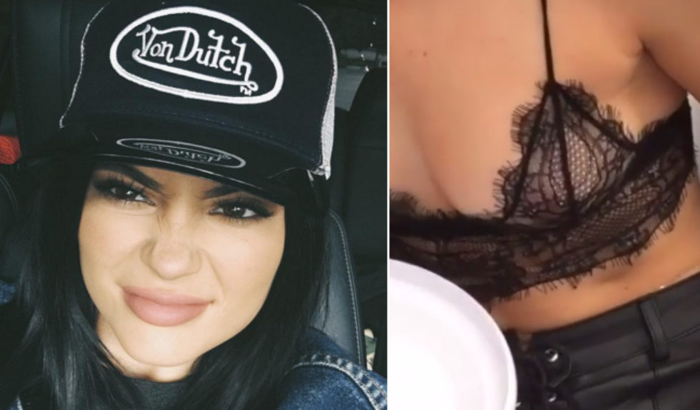 Kylie Jenner pochwaliła się kolczykiem w sutku… Kendall! Kylie Jenner pochwaliła się kolczykiem w sutku… Kendall!
