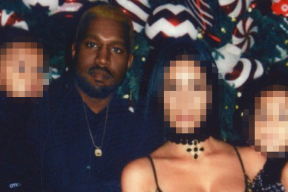 Duet Kardashian-West wraca do gry? Kanye zamieścił rodzinne zdjęcie ze świąt!