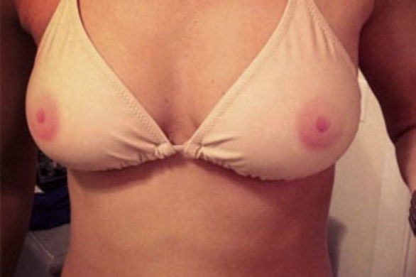 Co powiecie na… bikini z sutkami? (FOTO)