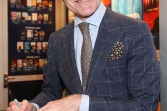 Pięć rzeczy, które każda kobieta powinna mieć w szafie