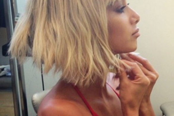 Czy seksowna brunetka, Nicole Scherzinger, ma blond włosy?!