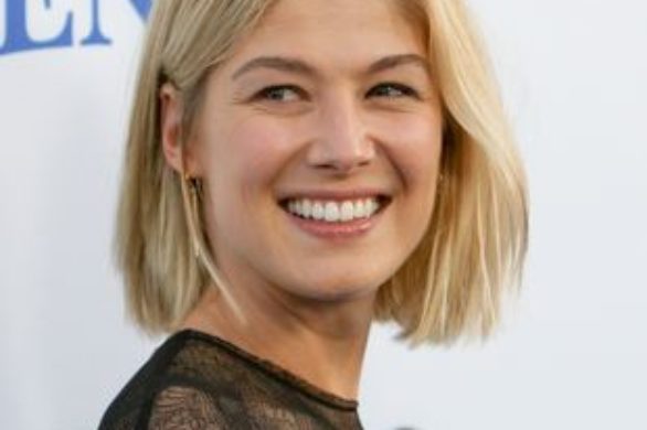 Rosamund Pike w Marios Schwab (FOTO)
