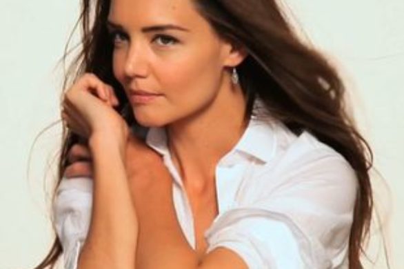 Katie Holmes dla Bobbi Brown (FOTO)