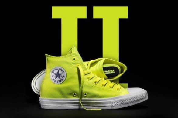 Neonowa edycja Chuck Taylor II – najmodniejsze trampki w tym sezonie