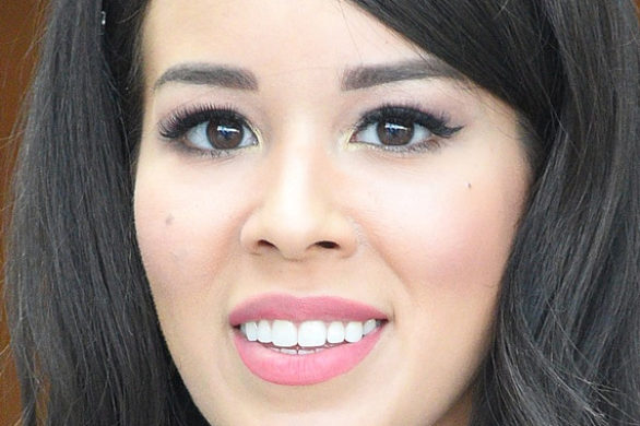 Macademian Girl chciała wyglądać jak księżniczka? Zobaczcie, co miała na głowie