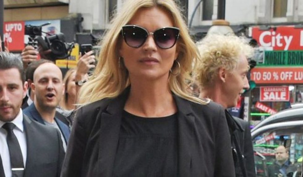 Kate Moss w stylizacji za.. 200 złotych! Możesz ubrać się jak ona! (FOTO) Kate Moss w stylizacji za.. 200 złotych! Możesz ubrać się jak ona! (FOTO)