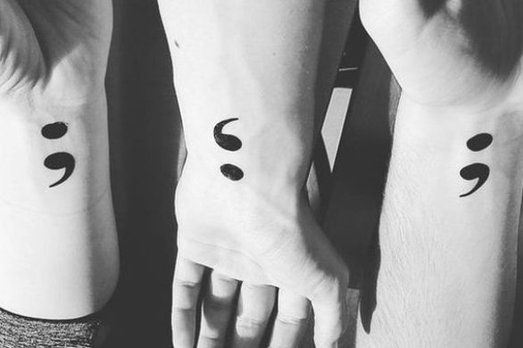 Czy ktoś z Twoich znajomych ma taki tatuaż? Zobacz, co oznacza