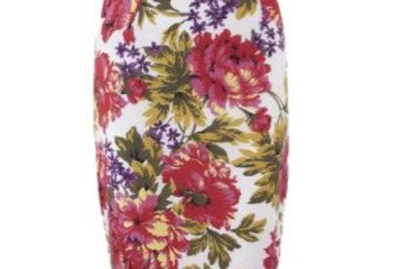 Letnie inspiracje – intensywne kolory i kwiaty (FOTO)