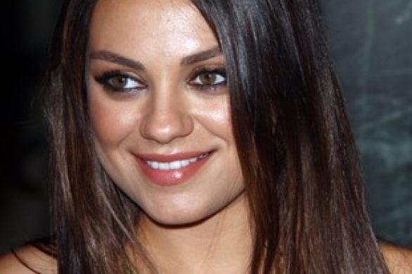 Mila Kunis wie już, jak będzie rodzić