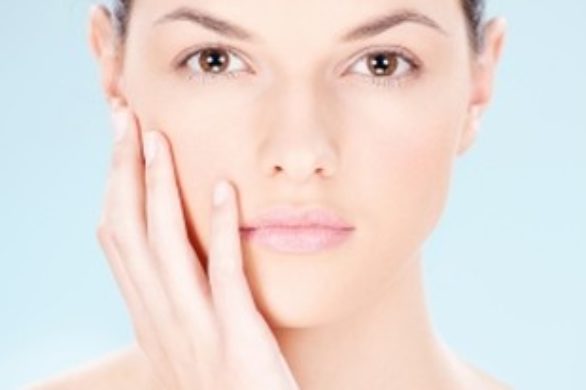 Pytanie o urodę: Jak usunąć zaskórniki na nosie?