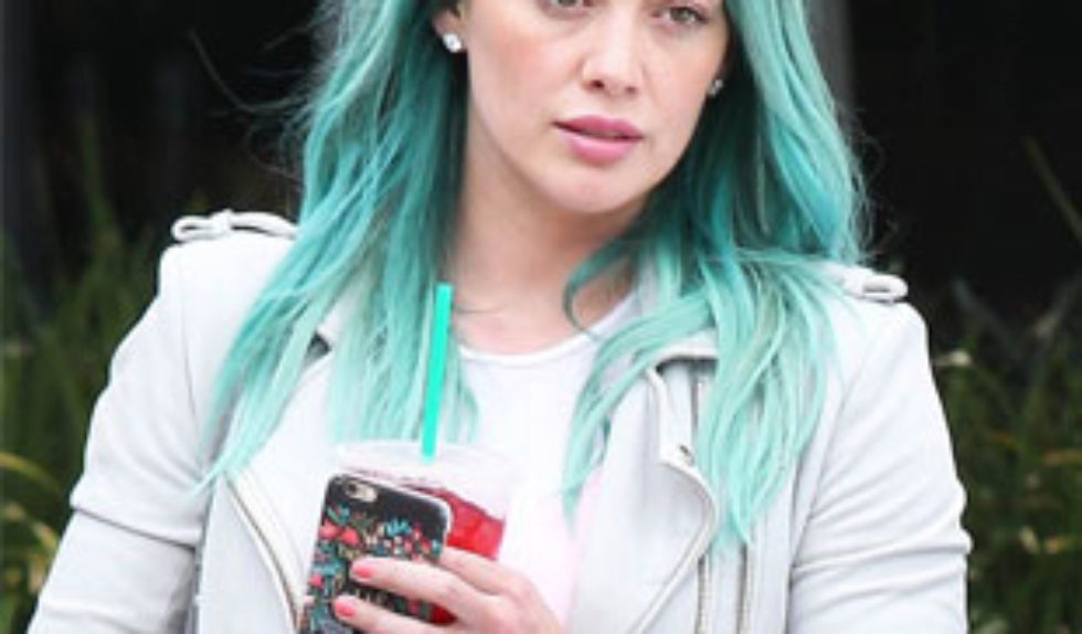 Hilary Duff już nie jest uroczą blondynką! (FOTO) Hilary Duff już nie jest uroczą blondynką! (FOTO)
