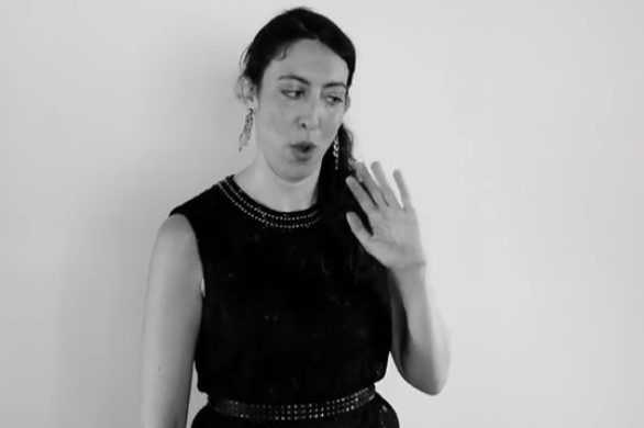 Nina Millin recytuje Single Ladies Beyonce! (VIDEO)