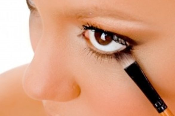 Jak sprawić, by małe oczy wydawały się większe?