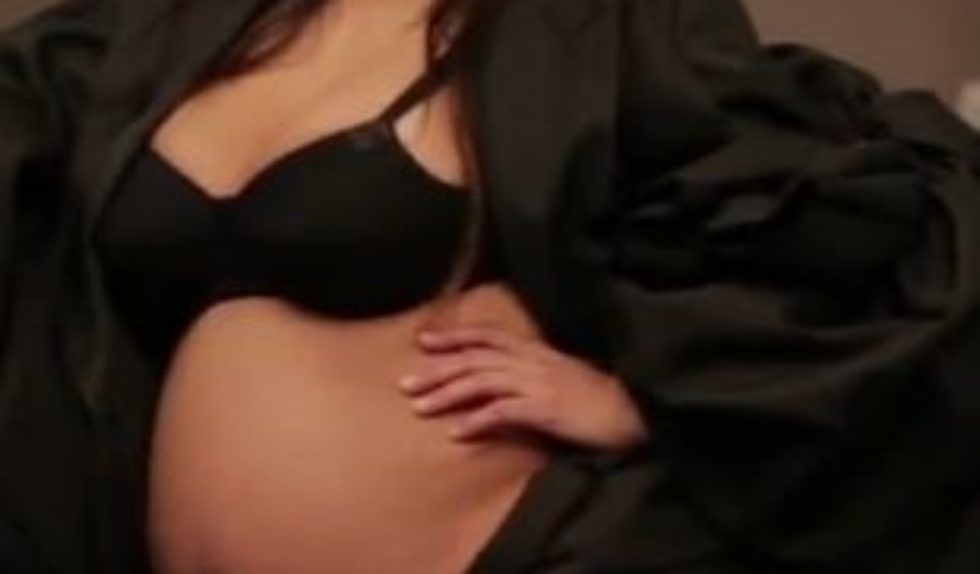 Backstage sesji Kim Kardashian dla CR Fashion Book (VIDEO) Backstage sesji Kim Kardashian dla CR Fashion Book (VIDEO)