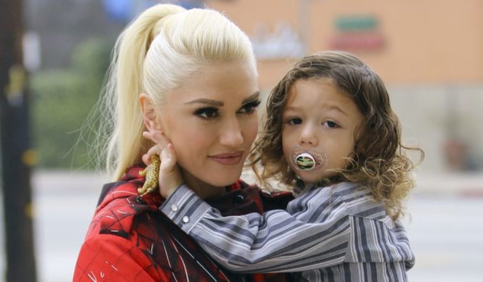 Nie uwierzycie, jak Gwen Stefani ubrała się do kościoła. Większość z nas… Nie uwierzycie, jak Gwen Stefani ubrała się do kościoła. Większość z nas…