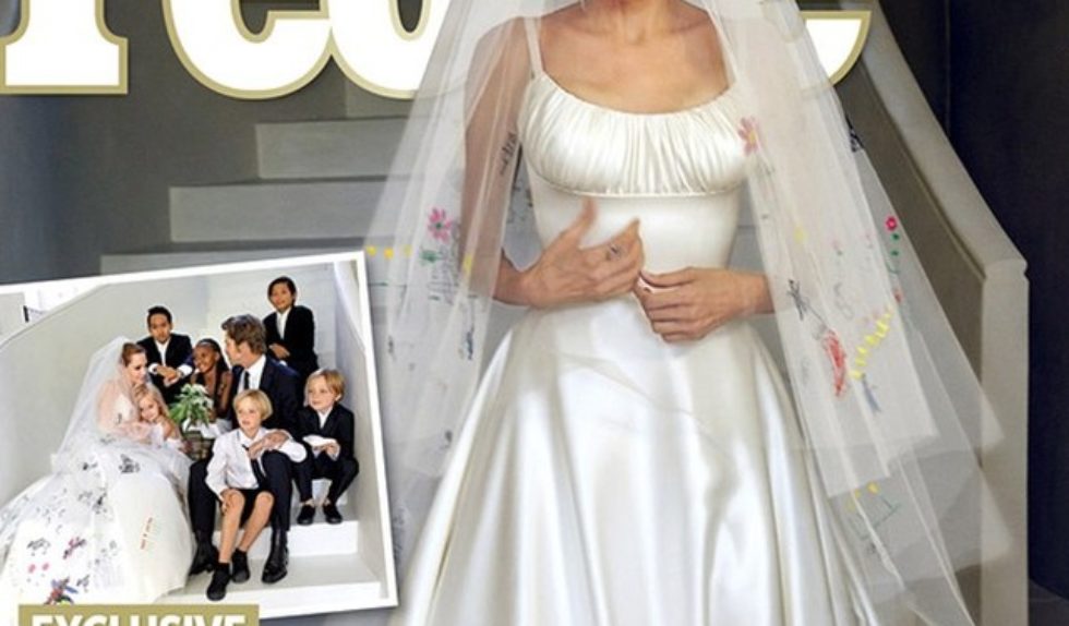 Suknia ślubna Angeliny Jolie jako rysunek wygląda lepiej? Suknia ślubna Angeliny Jolie jako rysunek wygląda lepiej?