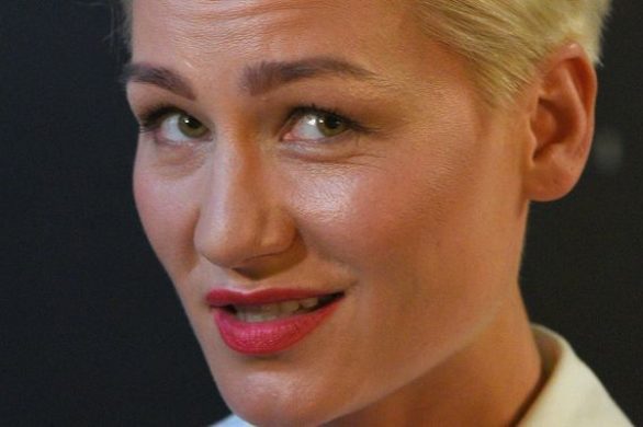 Marika testuje nowe zaczesanie (FOTO)