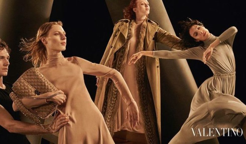 Zobaczcie piękną kampanię Valentino na jesień/zimę 2016 (FOTO) Zobaczcie piękną kampanię Valentino na jesień/zimę 2016 (FOTO)