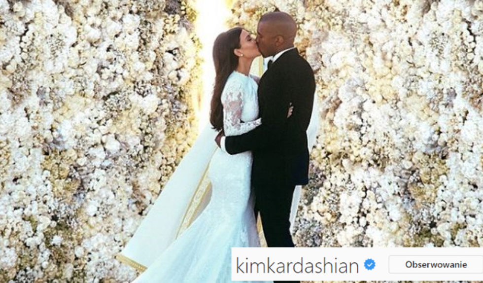 Kim Kardashian pokazuje niepublikowane zdjęcia ze ślubnych przymiarek! (FOTO) Kim Kardashian pokazuje niepublikowane zdjęcia ze ślubnych przymiarek! (FOTO)