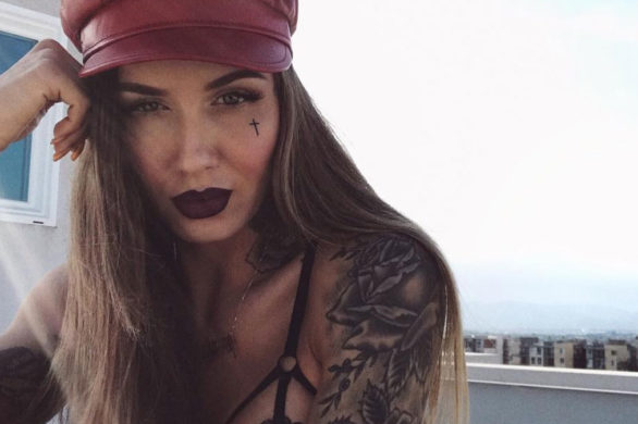 Jak zaoszczędzić na pudrze do twarzy? Radzi Deynn (FOTO)