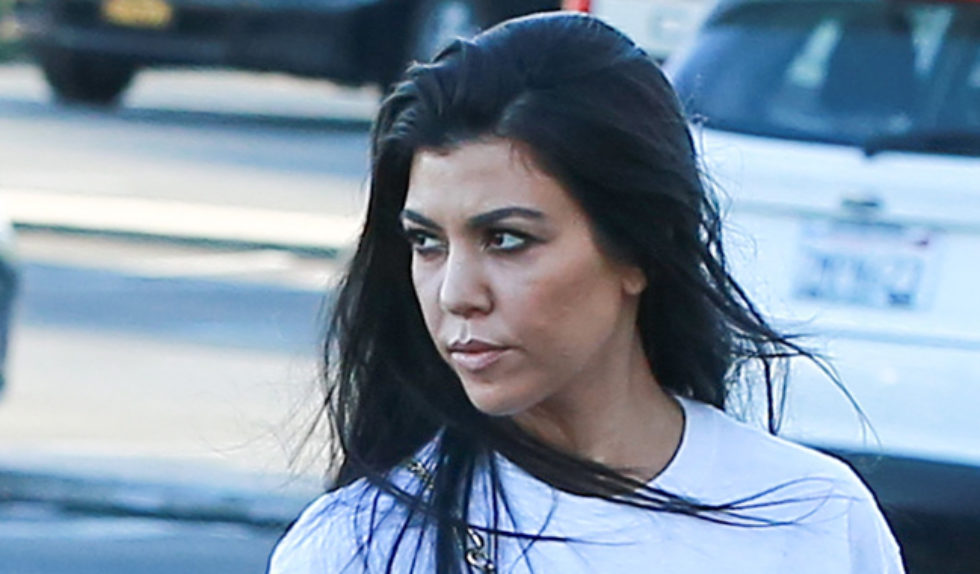 Kourtney Kardashian już nie zaskakuje swoimi stylizacjami? Kourtney Kardashian już nie zaskakuje swoimi stylizacjami?