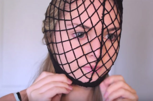 Makijaż na halloween – załóż na twarz siatkę i… [VIDEO]
