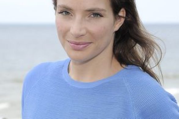 Anna Dereszowska bez makijażu w Międzyzdrojach! (FOTO)