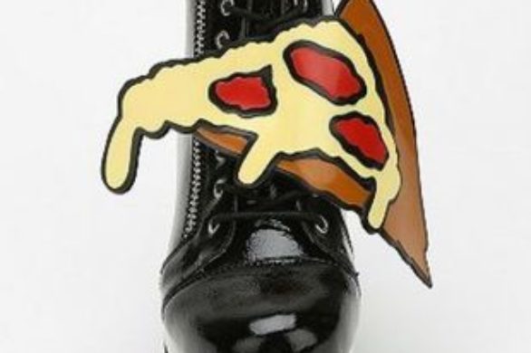 Buty z pizzą? Czemu nie… (FOTO)