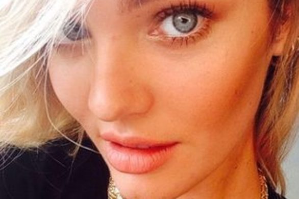 Szok! Aniołek Victoria’s Secret zrobił się na fioletowo?!